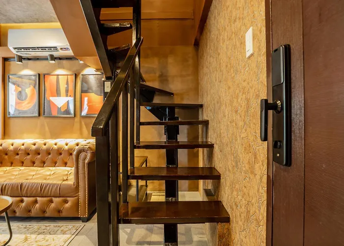 Mancave 2br Bgc Taguig *