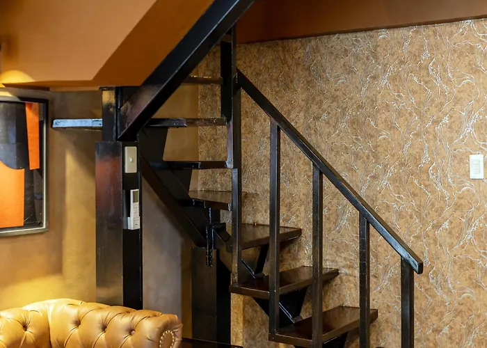 Mancave 2br Bgc Taguig *
