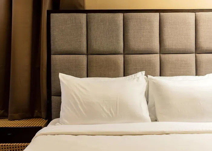 Aparthotel Mancave 2br Bgc Taguig *