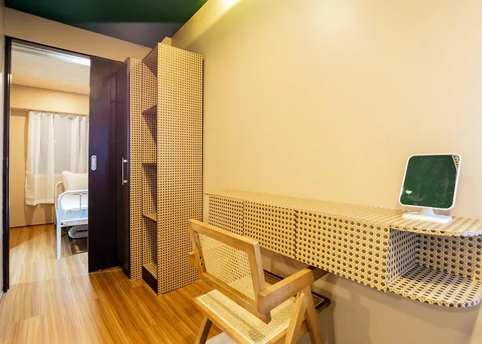 Mancave 2br Bgc Taguig *